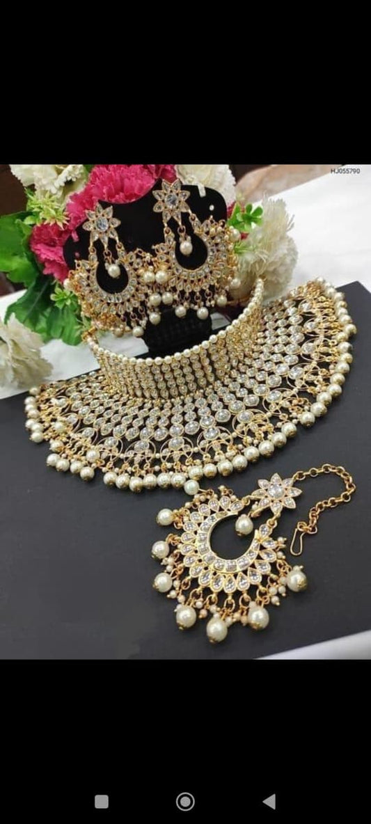 Rajnoor Meenakari Set – Classic white & Gold Grandeur