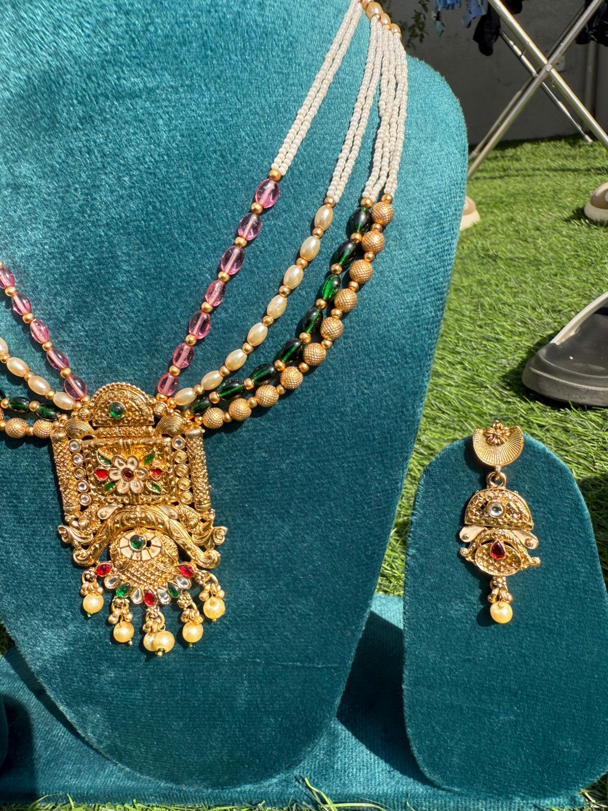 Meher Gul Necklace – Floral Inspired Royal Jewelry Symbolizing Grace and Charm
