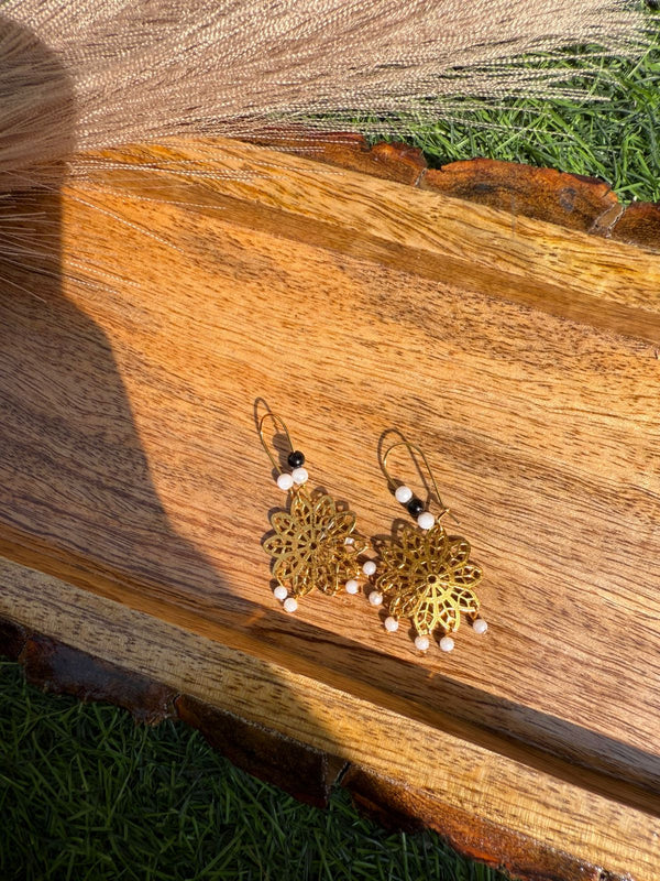 Earing Viral – Bold and Beautiful Earrings Designed to Make You Shine