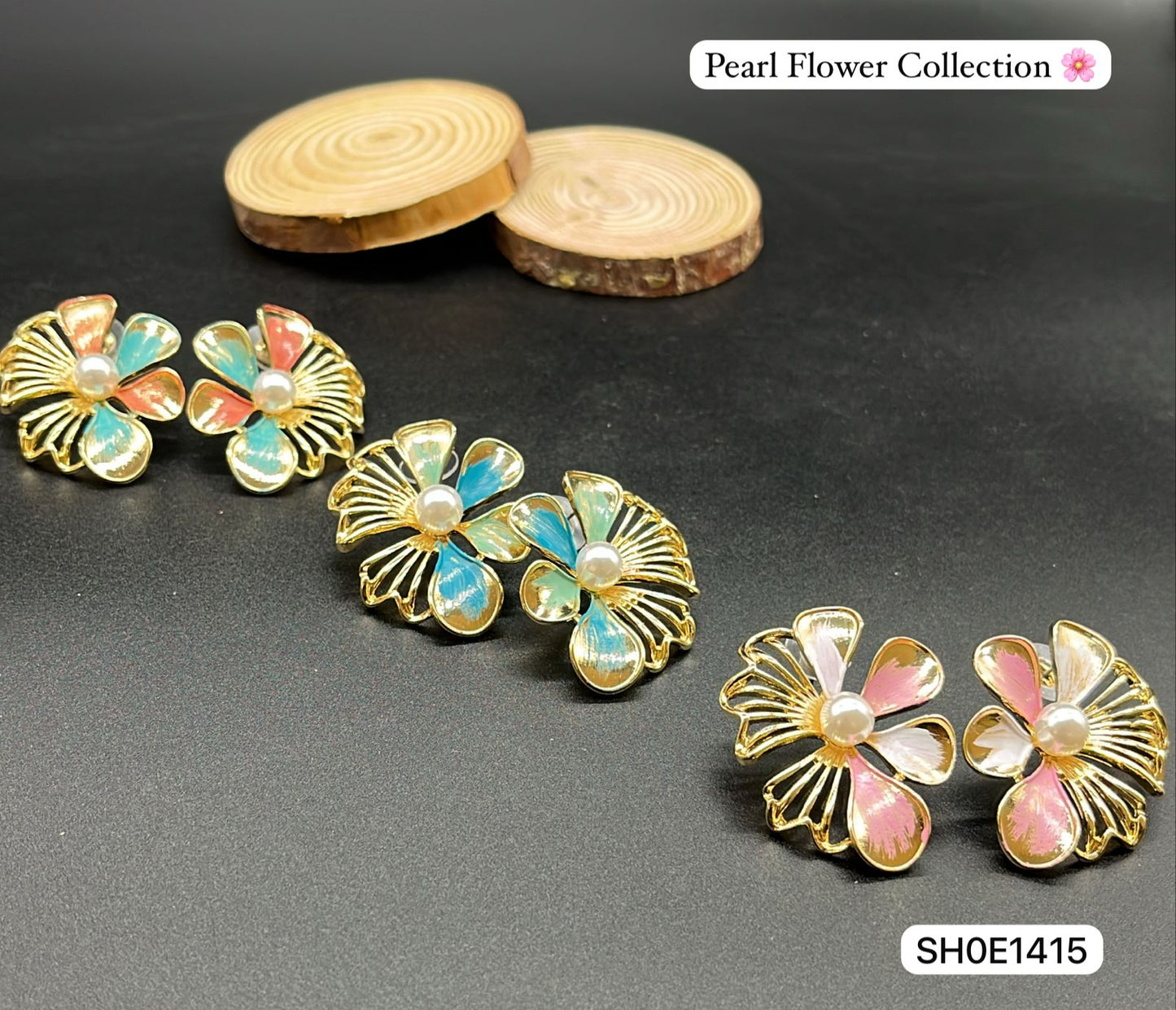 Suntech Jewels – Pearl Blossom Floral Earrings